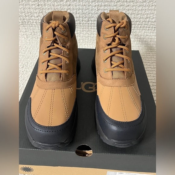UGG Emmett Duck Boots Chesnut Brown